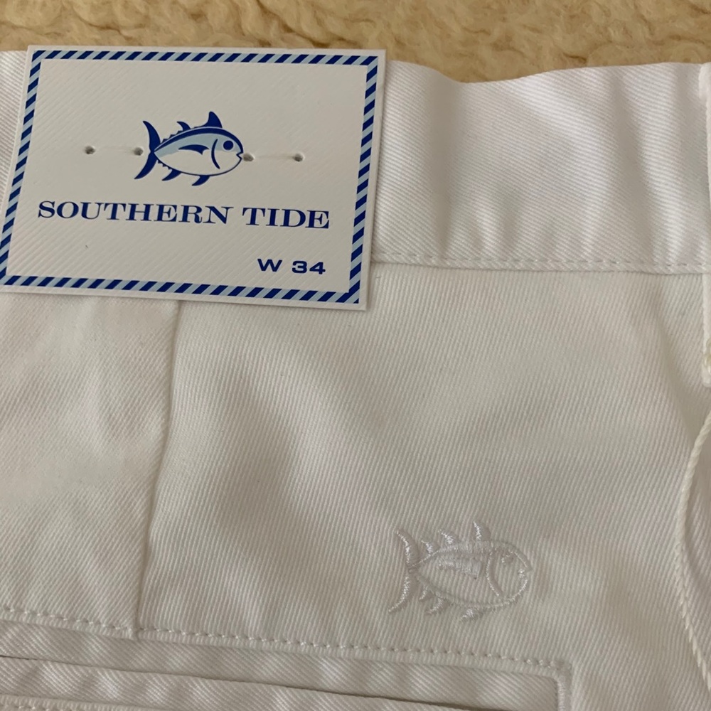 Southern Tide Shorts White